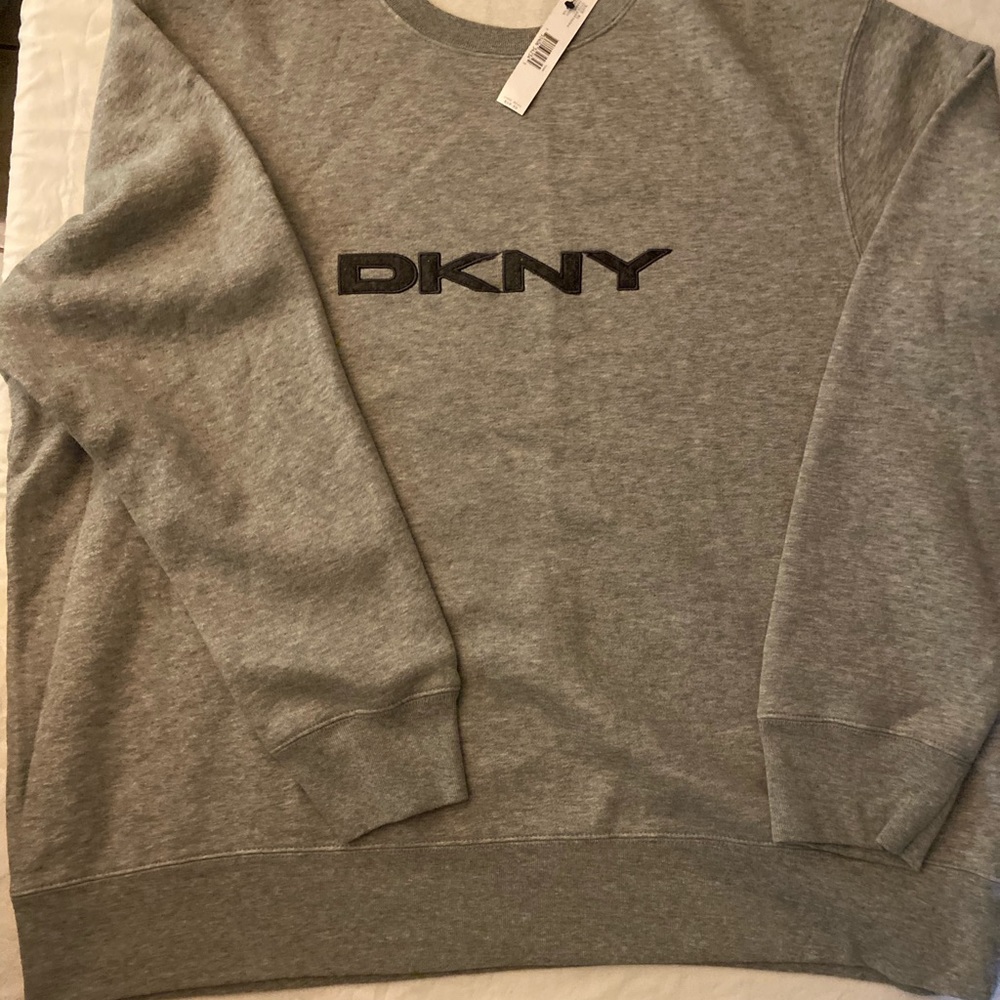 Grey sweatshirt